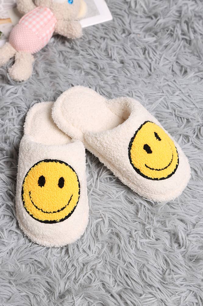 Pink - Children's Happy Face Embroidered Slipper: Medium/Large